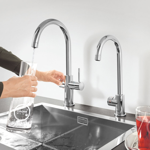 Смеситель для кухонной мойки GROHE Blue Professional с функцией фильтрации, с системой охлаждения и газирования воды, Wi-Fi, хром (31323002)