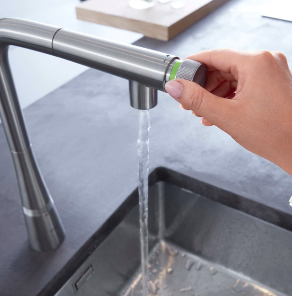 Смеситель для кухонной мойки GROHE Essence SmartControl с вытяжным изливом, хром (31615000)