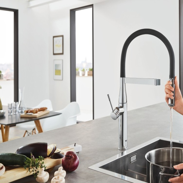 Смеситель для кухонной мойки GROHE Essence профессиональный, хром (30294000)